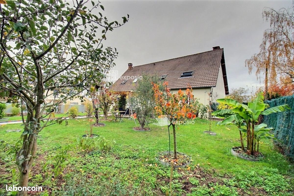 Maison à vendre, 235m², Lisses