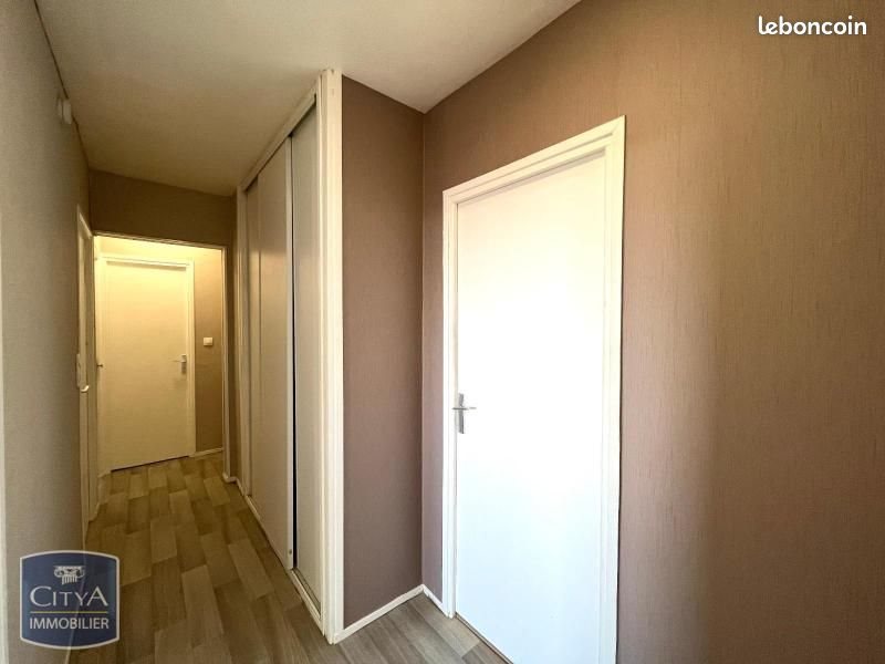 Appartement à louer, 61m², Rousies