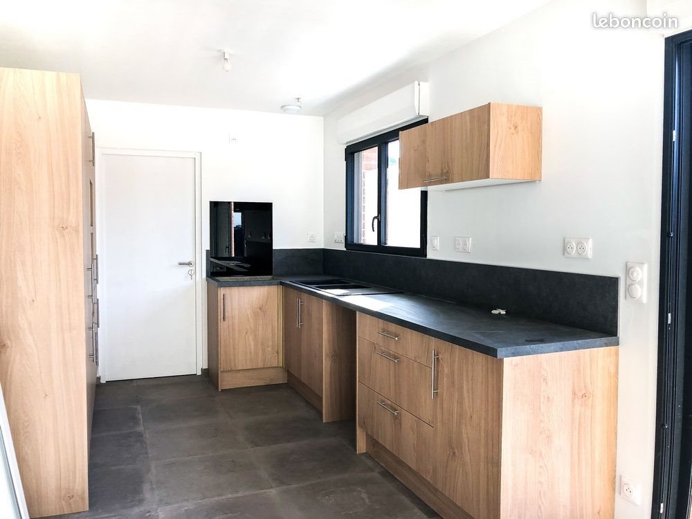 Maison à louer, 97m², Nivelle
