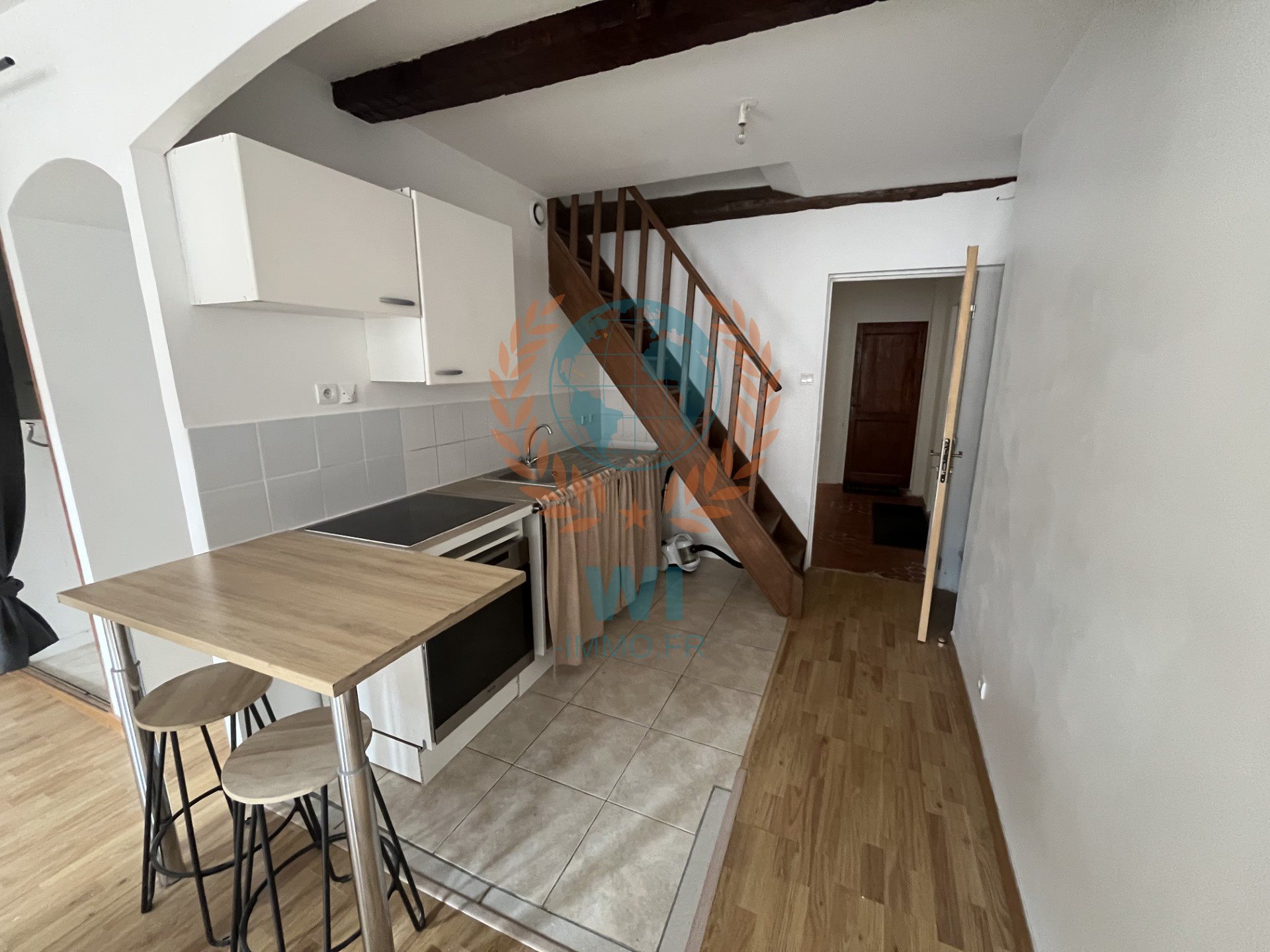 Appartement à louer, 45m², Trans-en-Provence