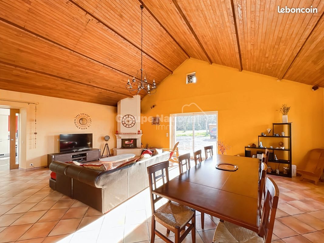 Maison à vendre, 190m², Sainte-Pazanne