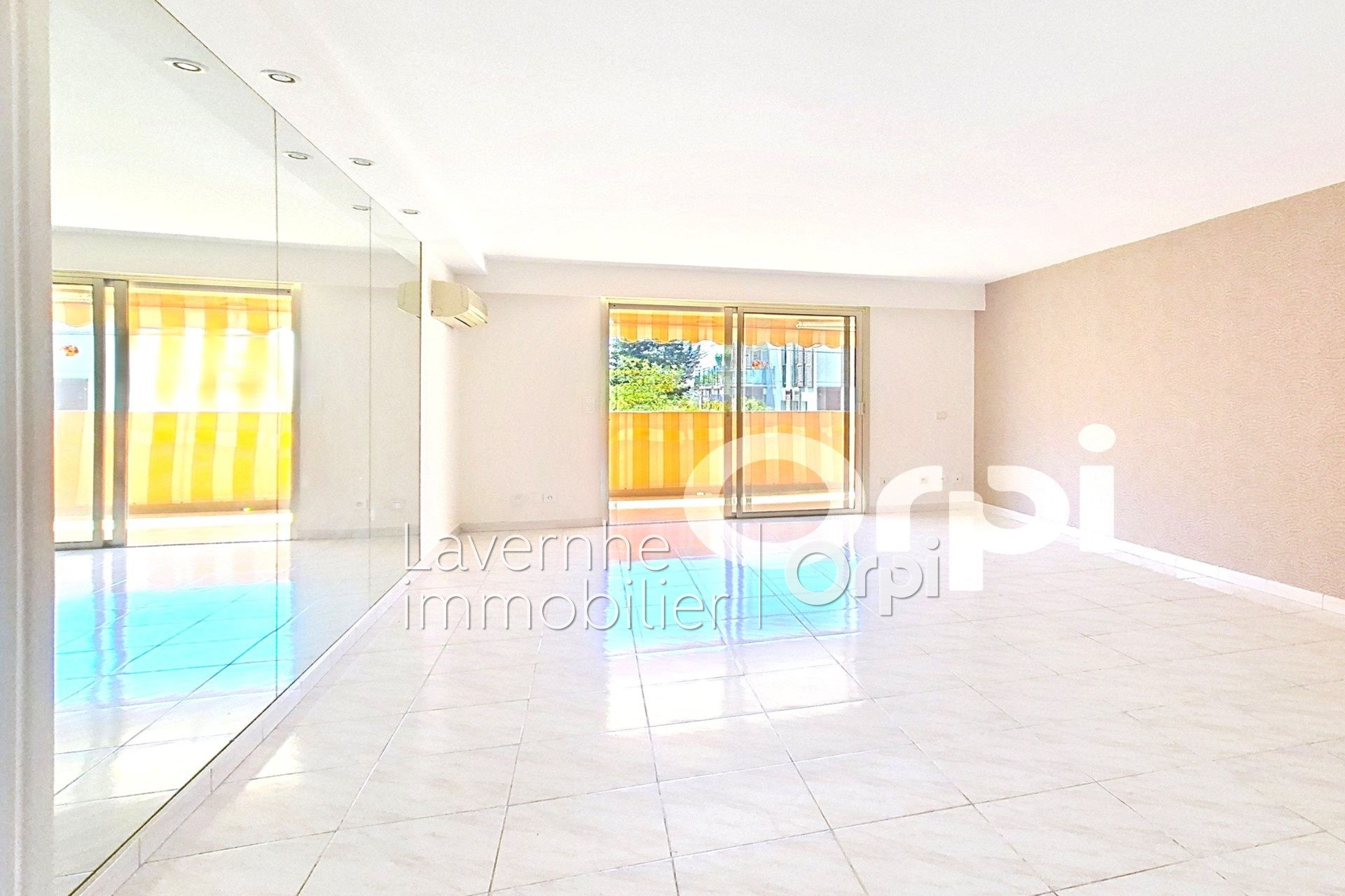Appartement à vendre, 65m², Juan-les-Pins