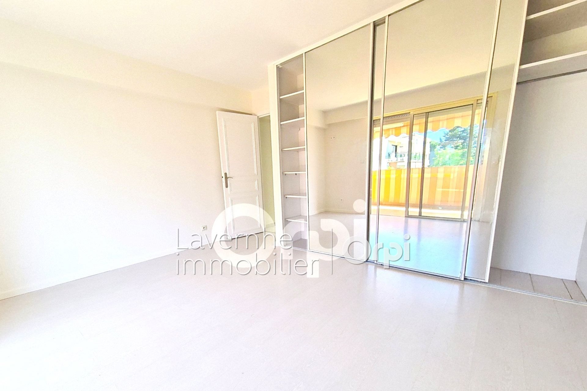 Appartement à vendre, 65m², Juan-les-Pins