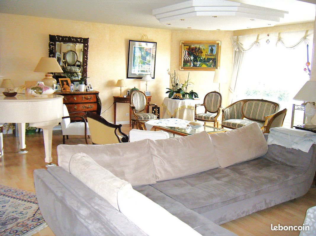 Maison à louer, 245m², Ceyrat
