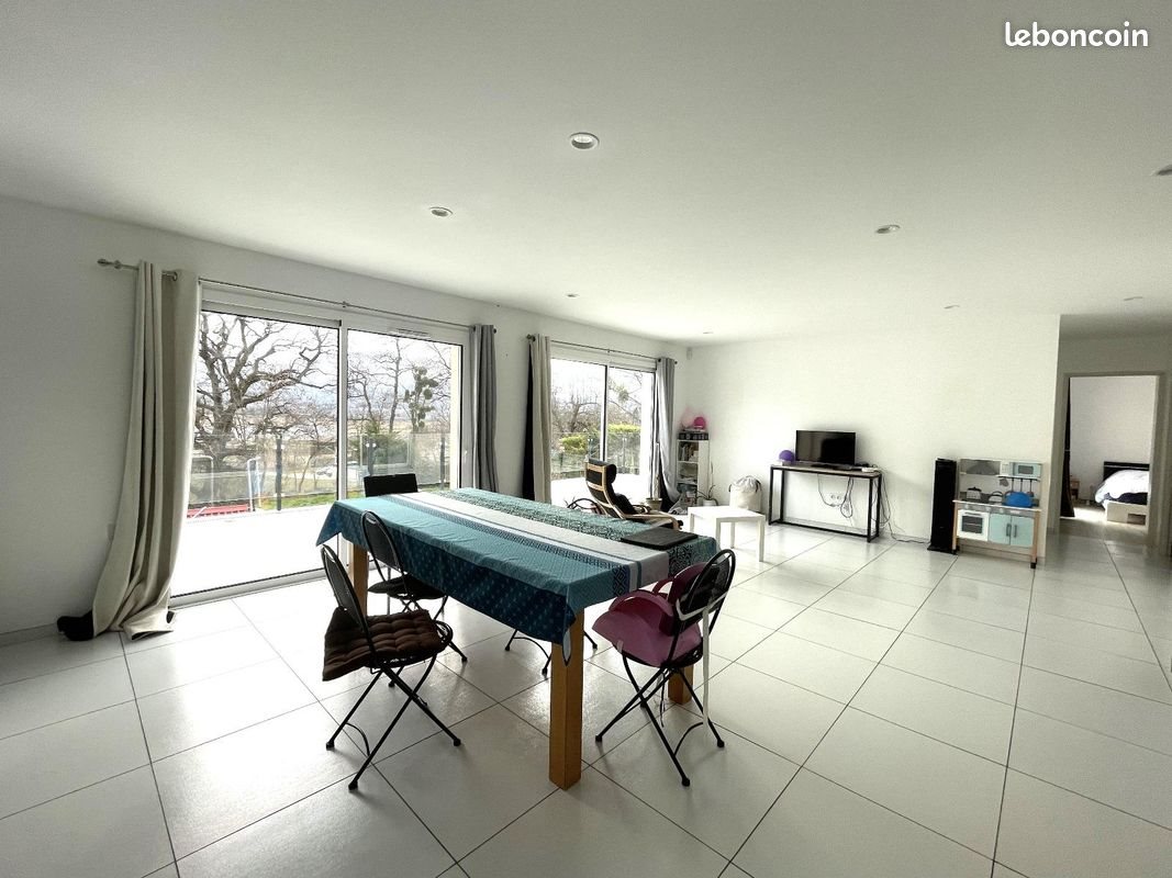 Maison à louer, 147m², Allex