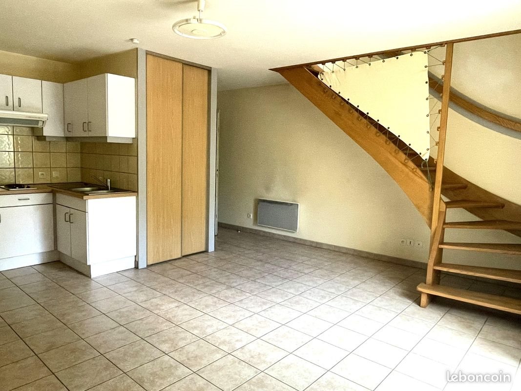 Appartement à louer, 50m², Etoile-sur-Rhône