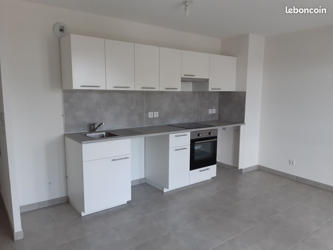 Appartement à louer, 43m², Sète