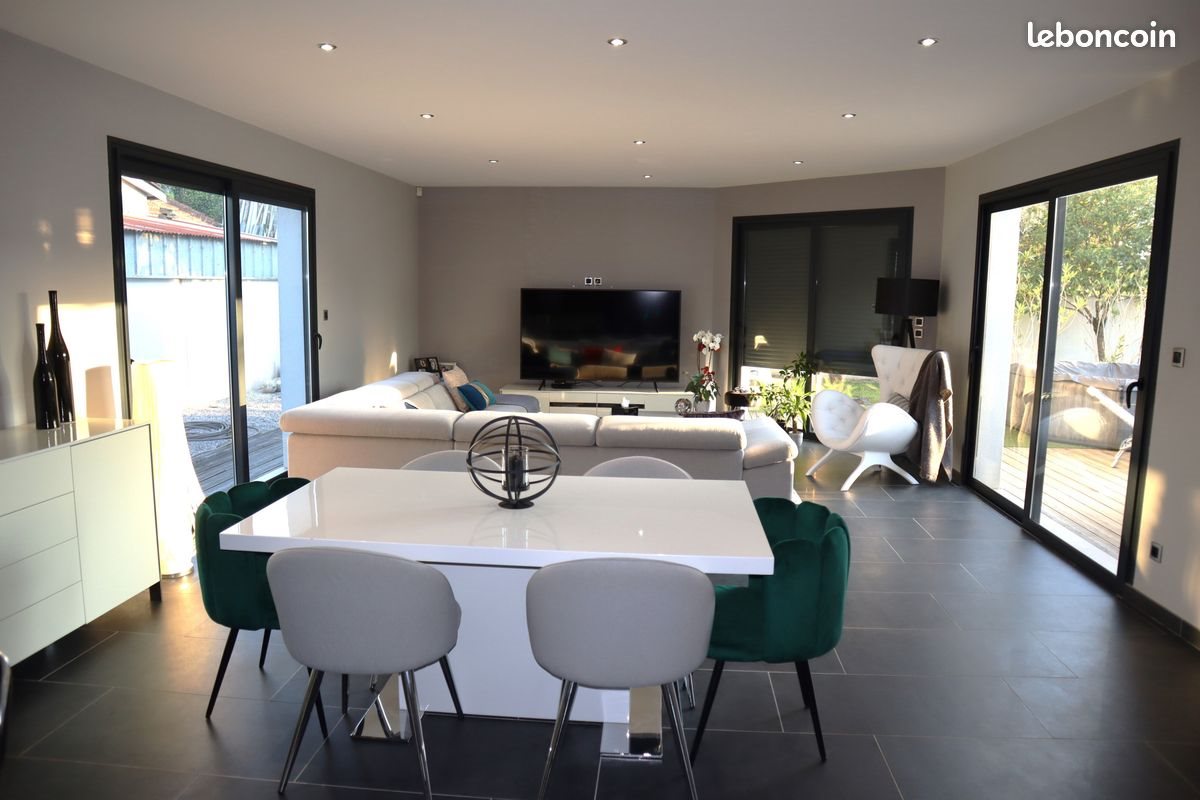 Maison à vendre, 150m², Carignan-de-Bordeaux