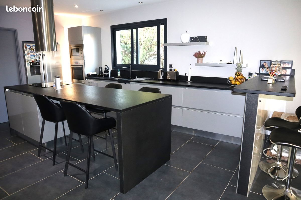 Maison à vendre, 150m², Carignan-de-Bordeaux