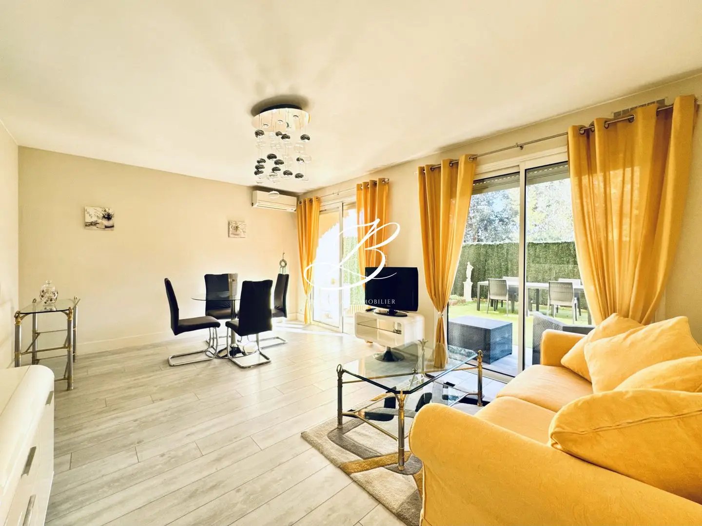 Appartement à louer, 47m², Cannes