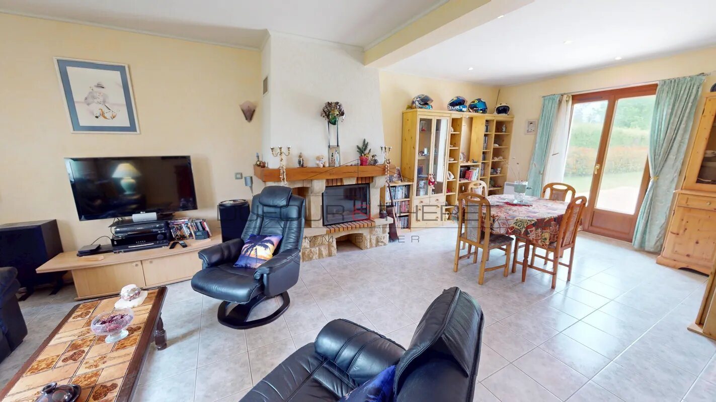 Maison à vendre, 151m², Pécy
