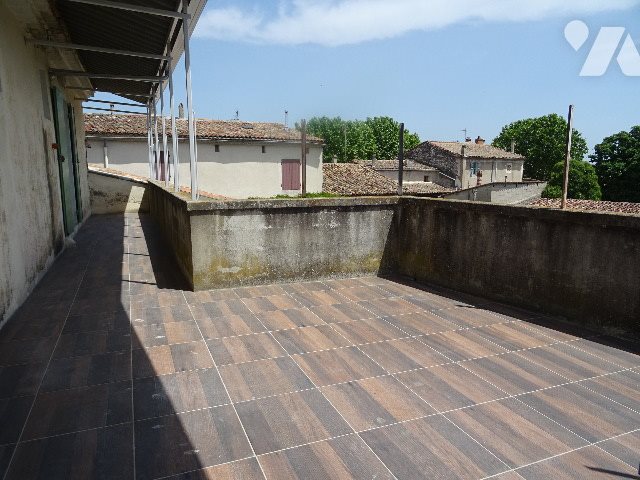 Appartement à louer, 89m², Saint-Geniès-de-Malgoirès