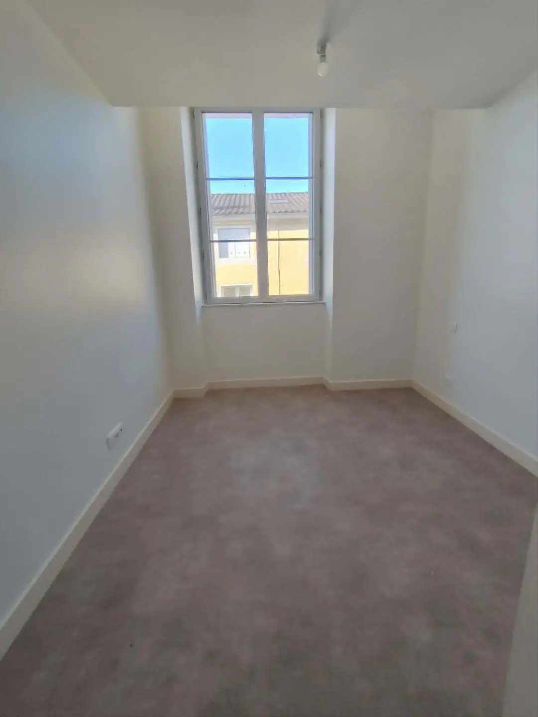 Appartement à louer, 50m², Aigre