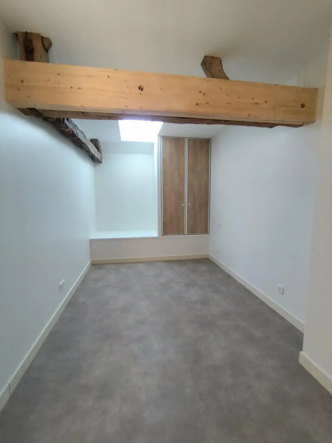 Appartement à louer, 71m², Aigre