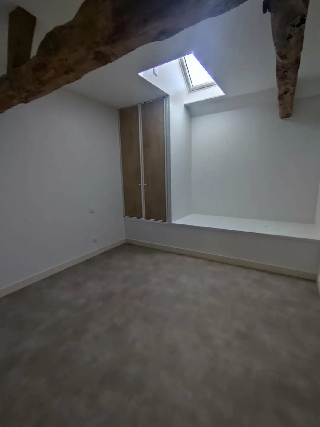 Appartement à louer, 71m², Aigre