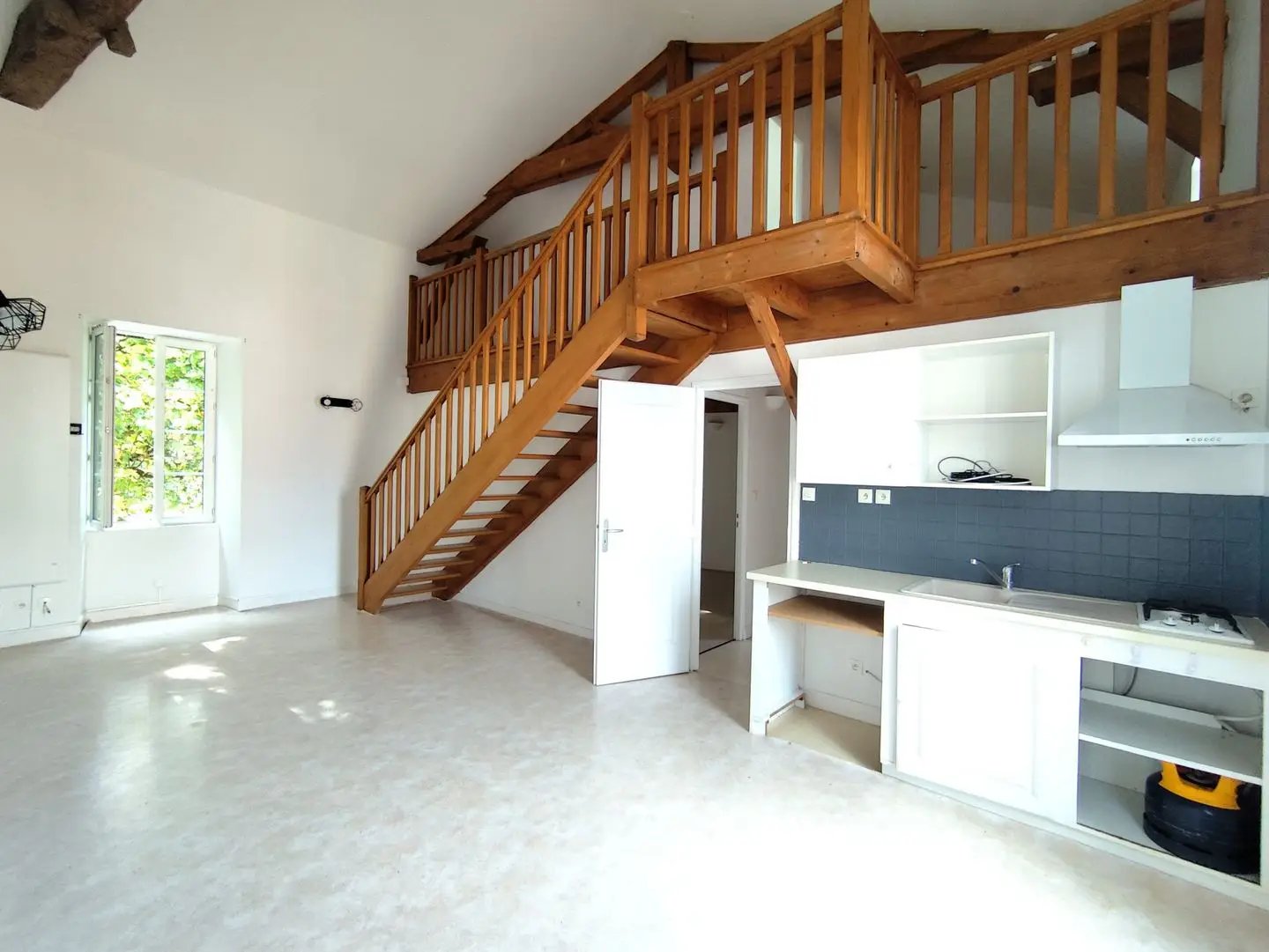 Appartement à louer, 76m², Barbezieux-Saint-Hilaire
