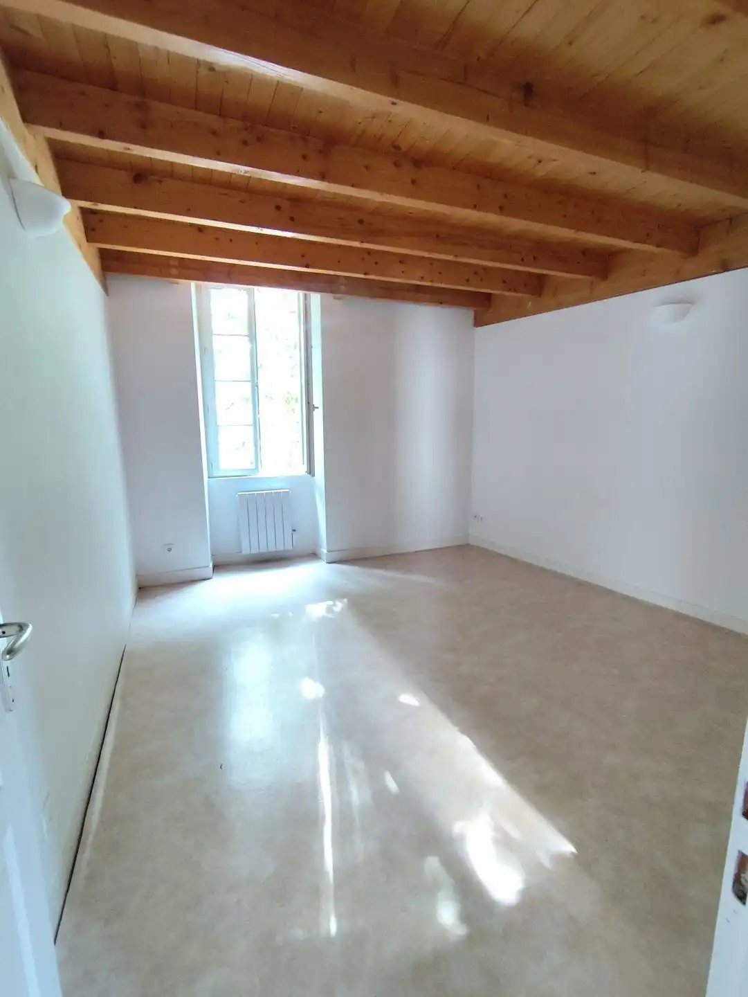 Appartement à louer, 76m², Barbezieux-Saint-Hilaire