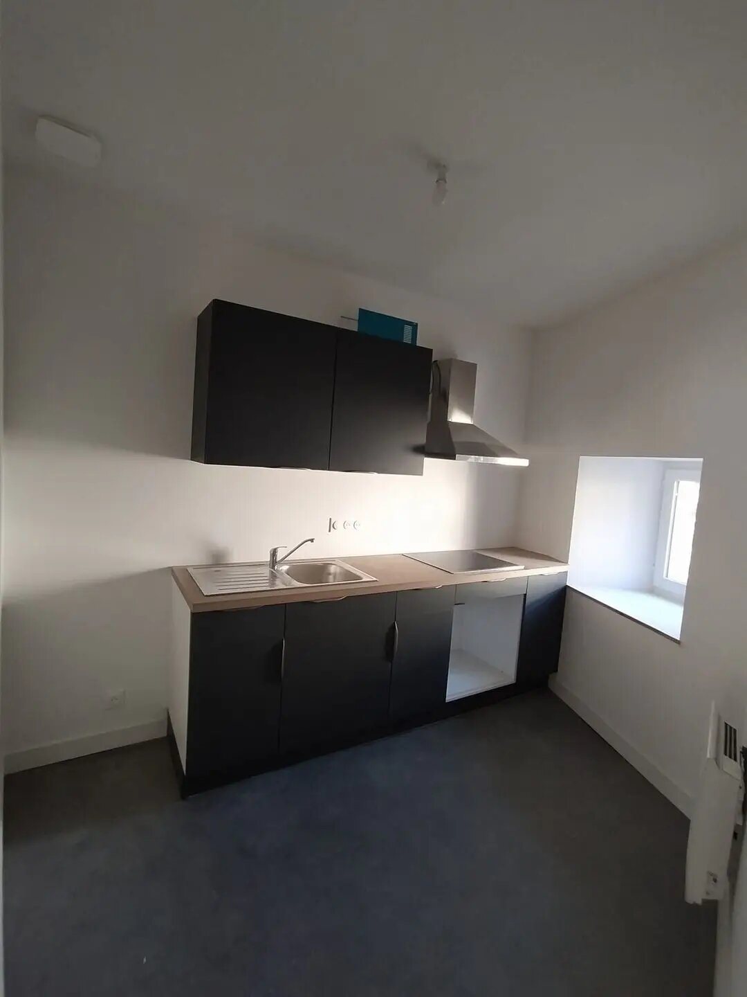 Appartement à louer, 92m², Saintes