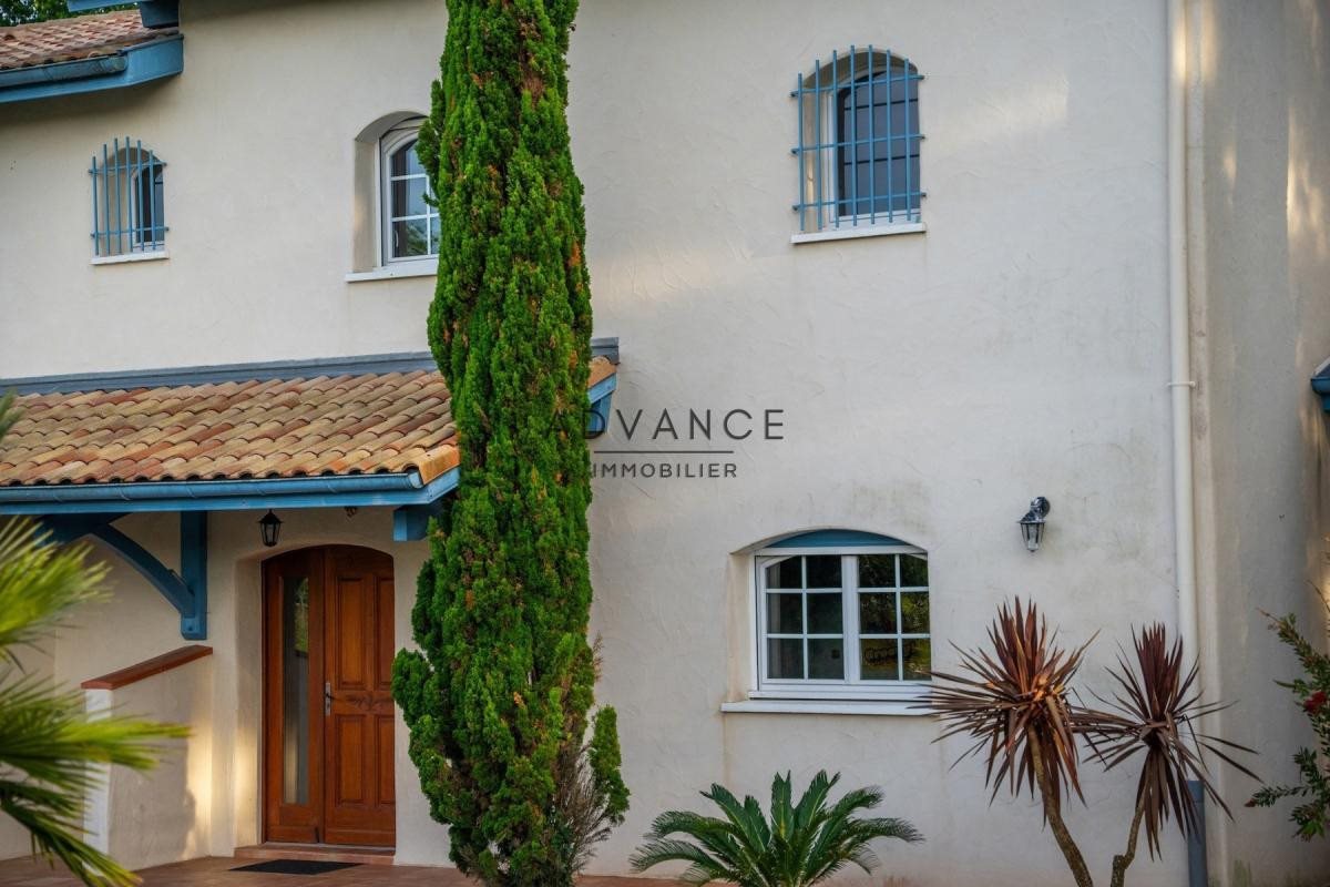 Maison à vendre, 231m², Tosse