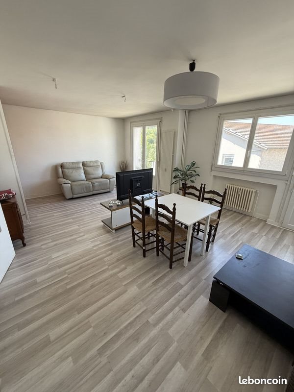 Appartement à vendre, 54m², Le Chambon-Feugerolles