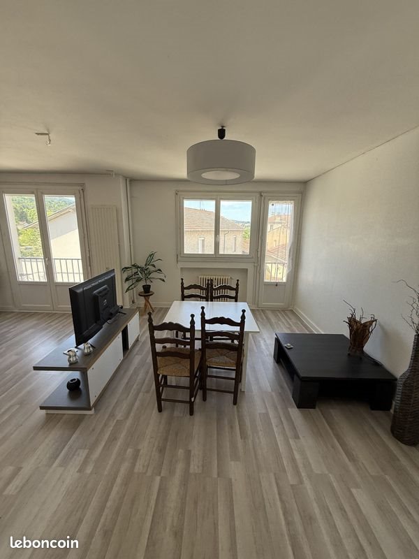 Appartement à vendre, 54m², Le Chambon-Feugerolles