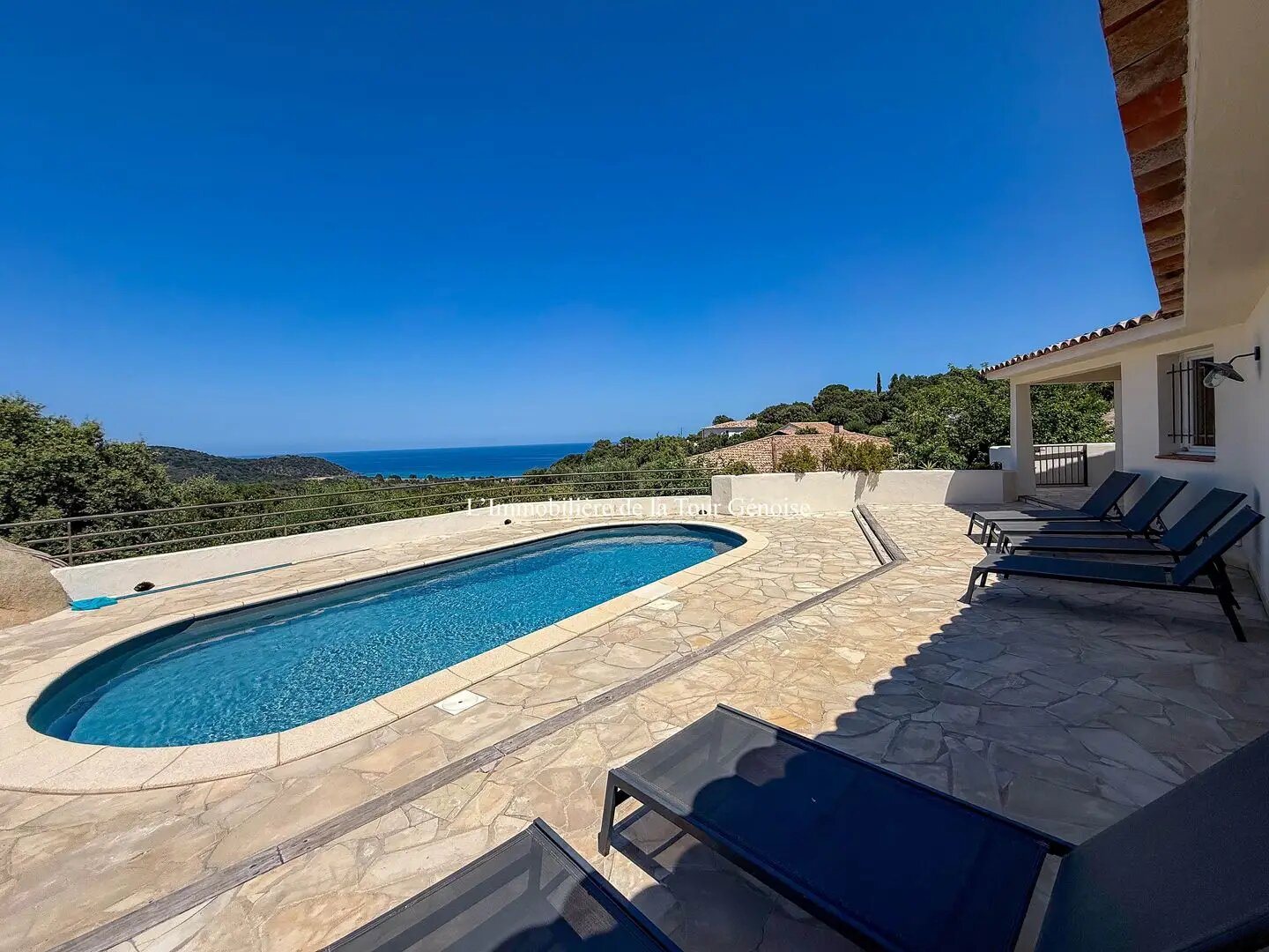 Maison à vendre, 175m², Sainte-Lucie de Porto-Vecchio