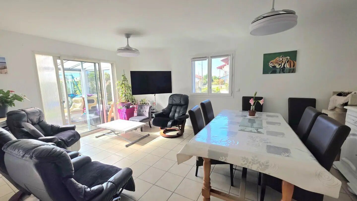 Maison à vendre, 107m², Biganos