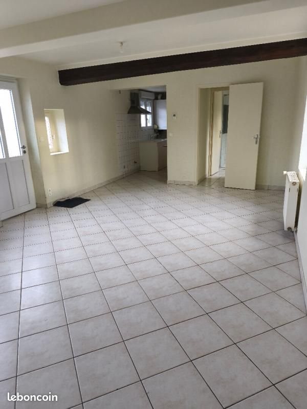 Maison à louer, 59m², Bourth