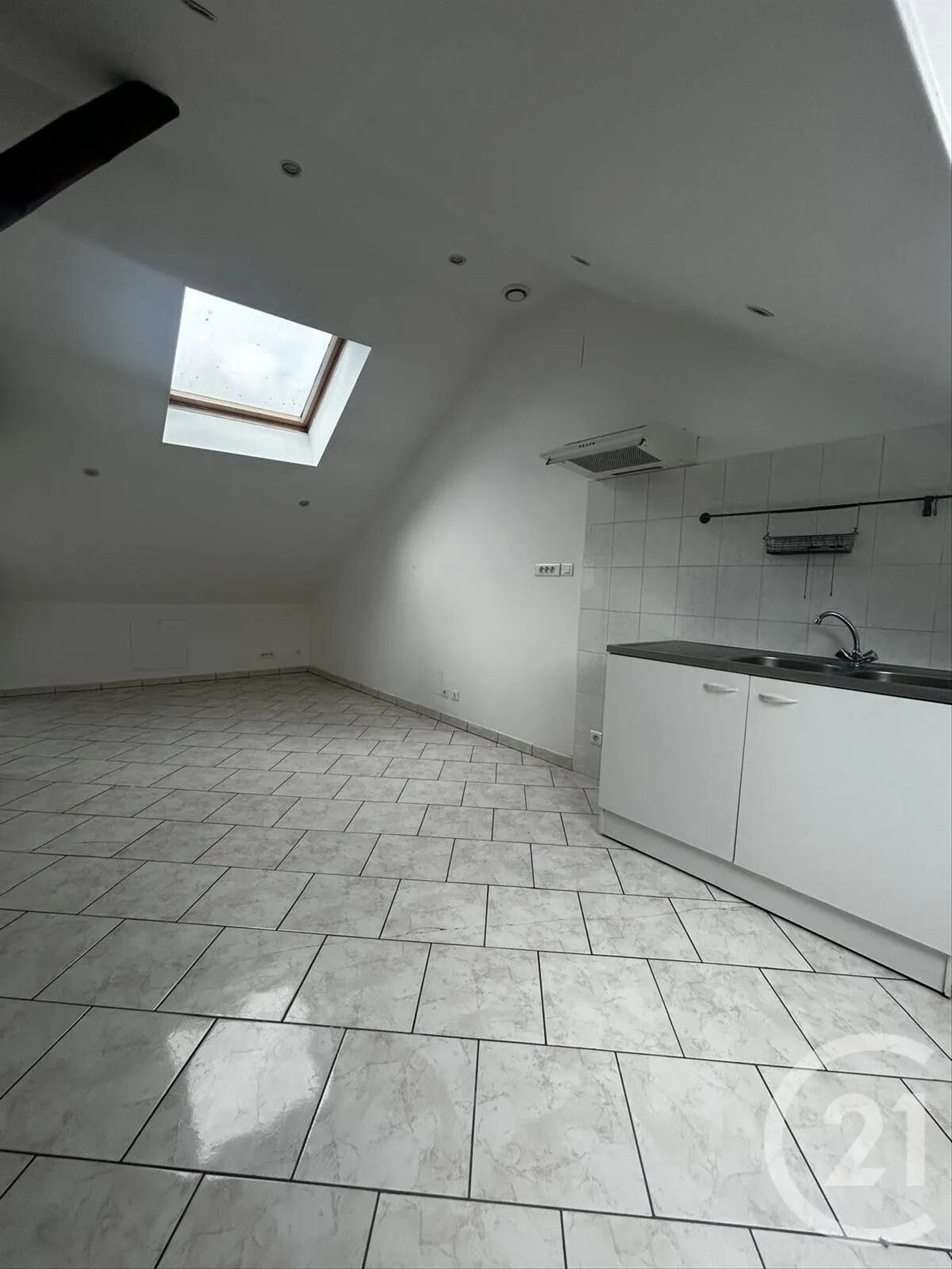 Appartement à louer, 18m², Étain