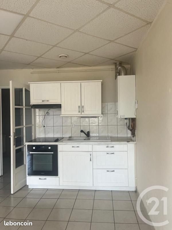 Appartement à louer, 63m², Étain