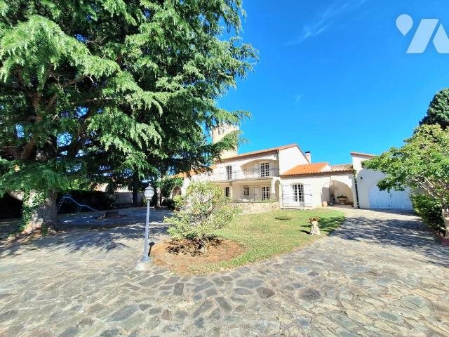 Maison à vendre, 239m², Saint-Féliu-d'Amont