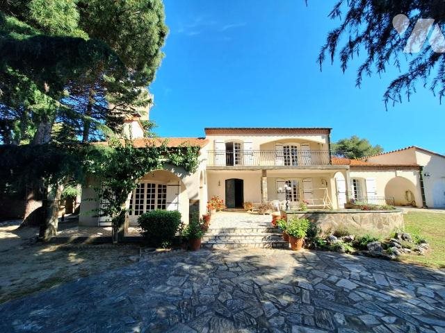 Maison à vendre, 239m², Saint-Féliu-d'Amont