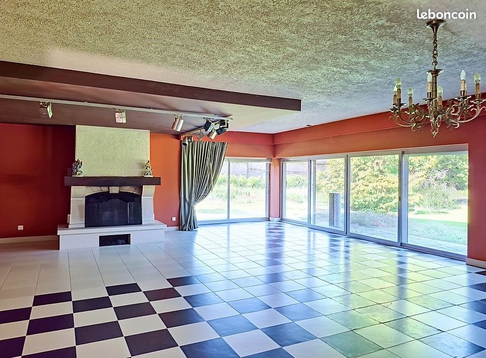 Maison à vendre, 232m², Crespin