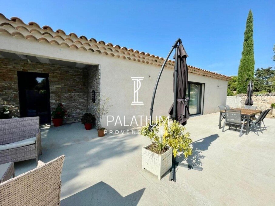 Maison à louer, 170m², La Barben