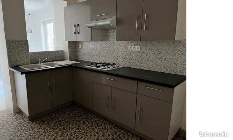Appartement à louer, 67m², Villeneuve-sur-Yonne