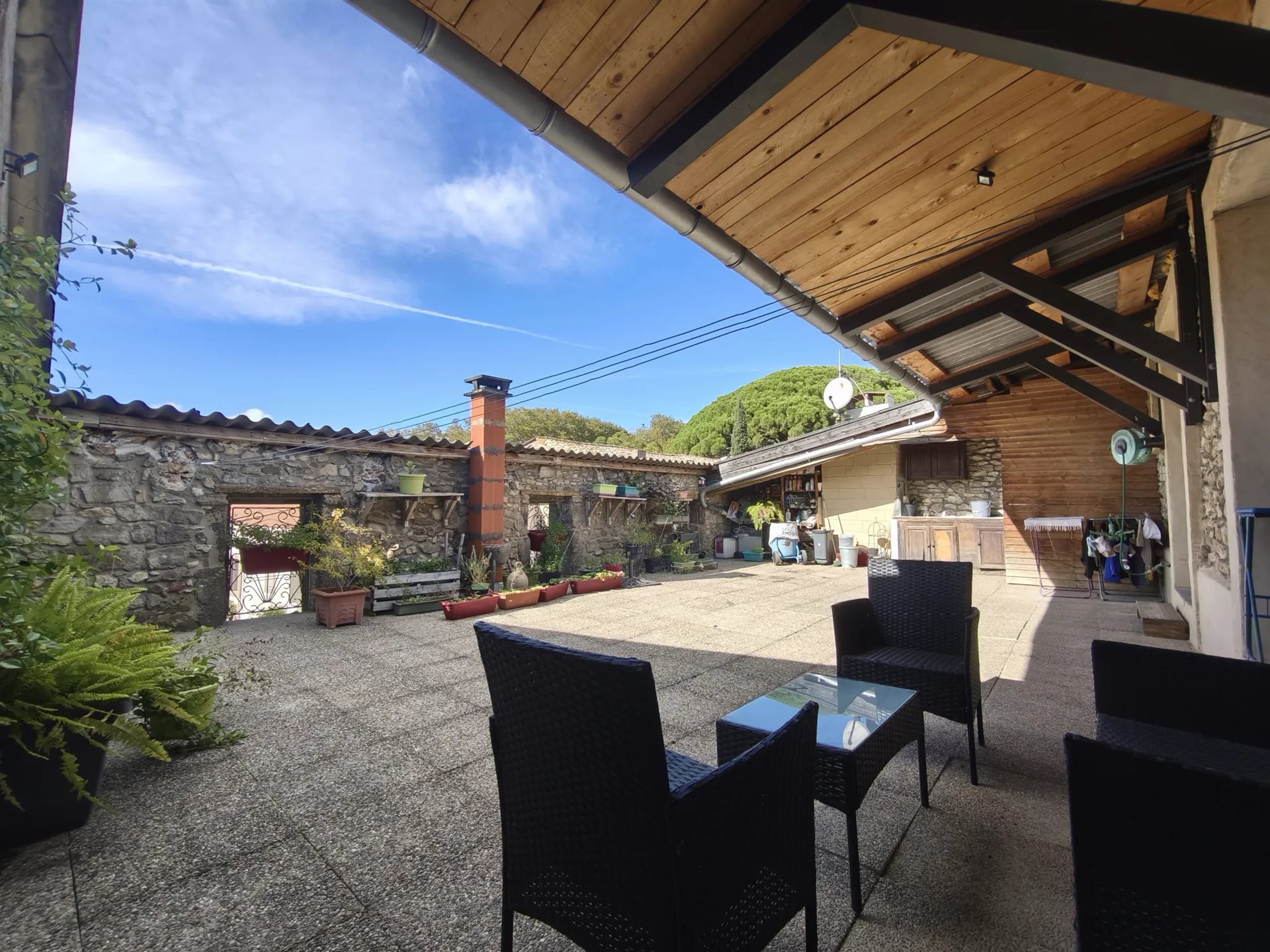 Maison à vendre, 200m², Adissan