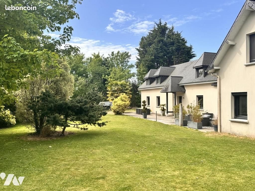 Maison à vendre, 275m², La Cerlangue