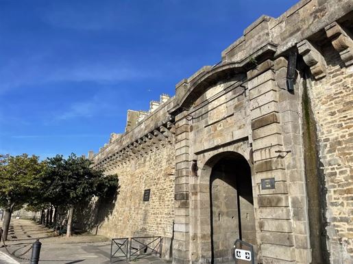 Appartement 3 pièces 98 m² · à Saint-Malo · 98 m² · 420 000 €