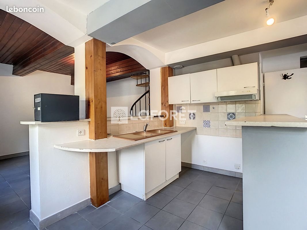 Maison à louer, 91m², Bourret
