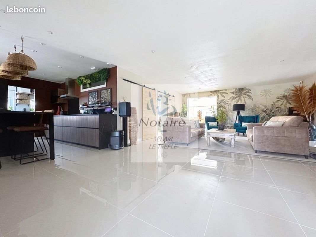 Maison à vendre, 208m², Saint-Denis-de-Pile
