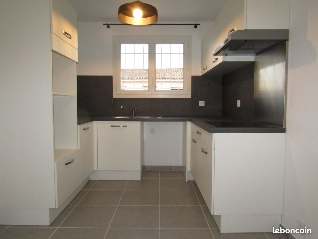 Maison à louer, 92m², Le Cailar
