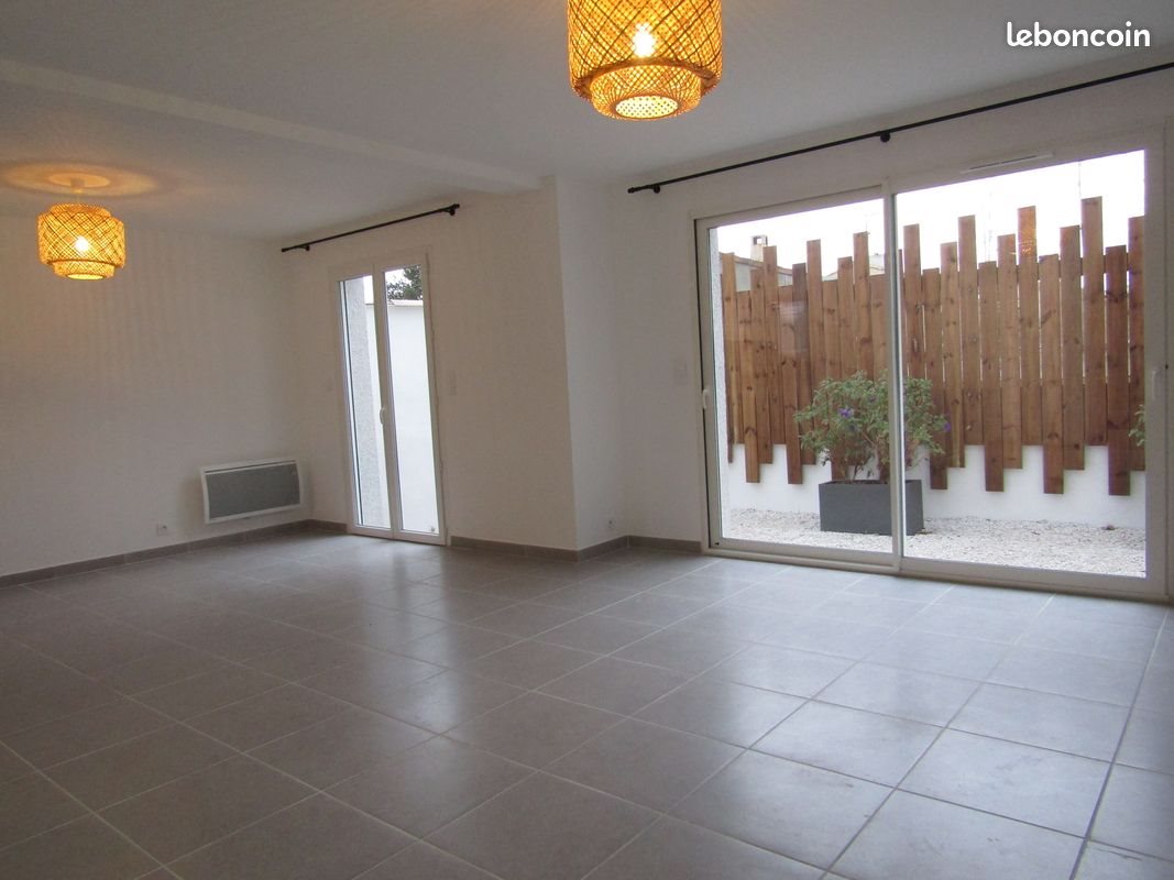 Maison à louer, 92m², Le Cailar