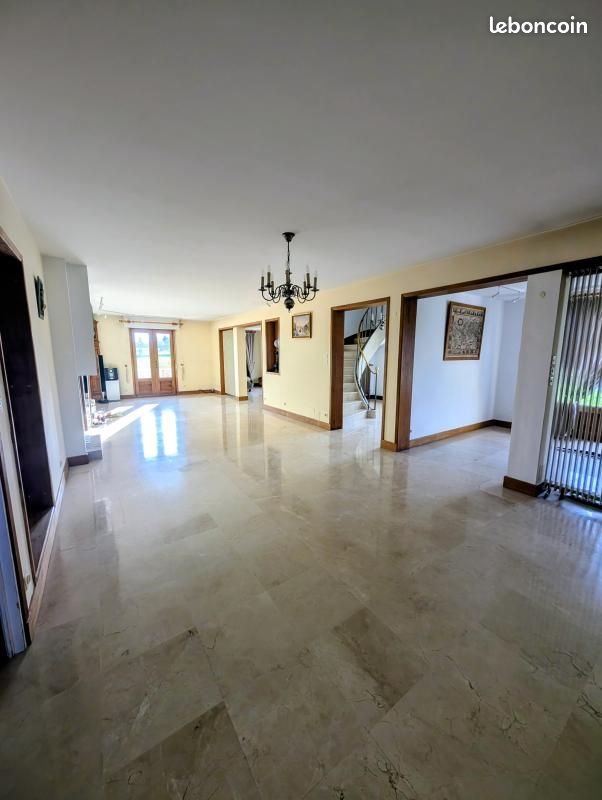 Maison à vendre, 386m², Marzy