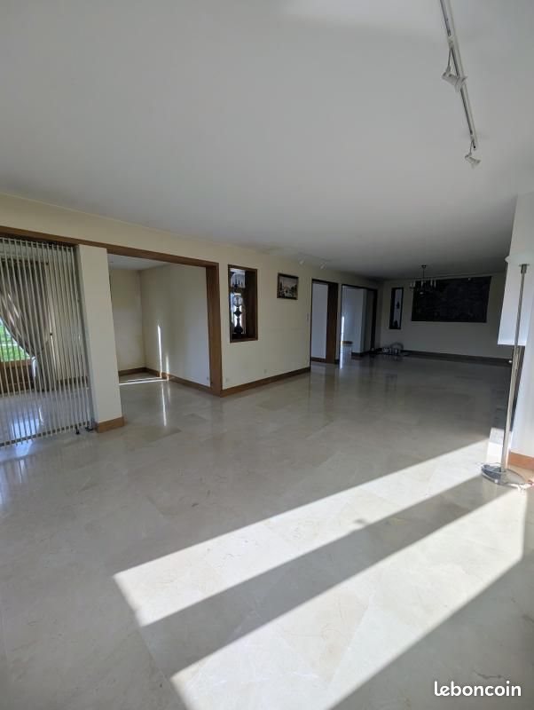 Maison à vendre, 386m², Marzy
