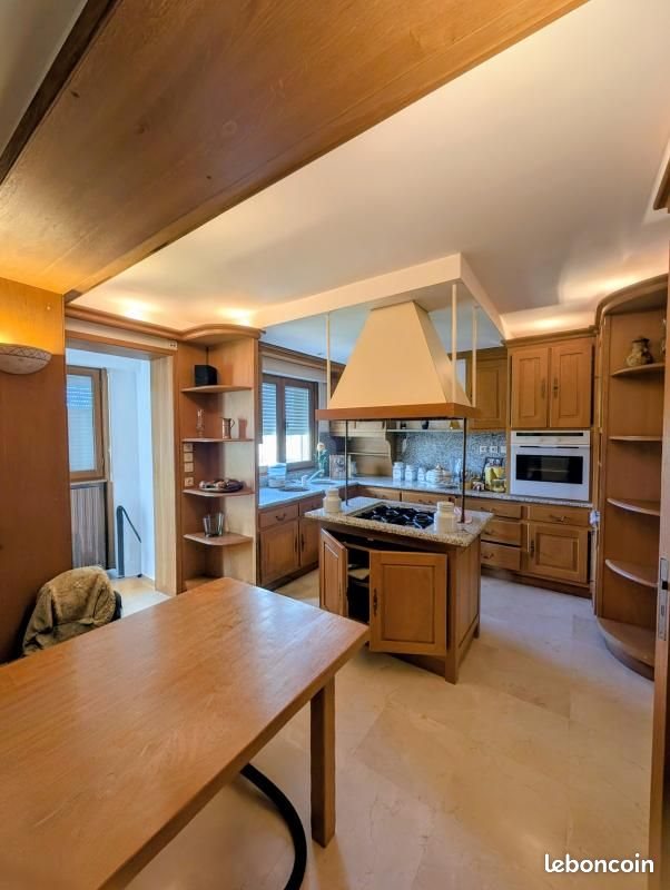Maison à vendre, 386m², Marzy