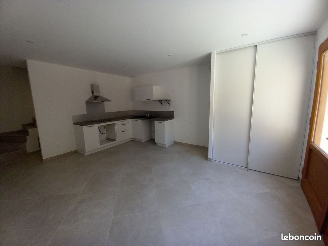 Maison à louer, 57m², Mornant