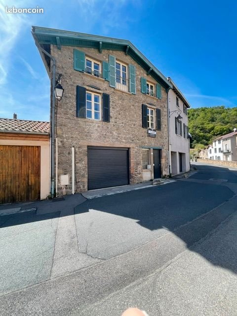 Maison à louer, 90m², Condrieu