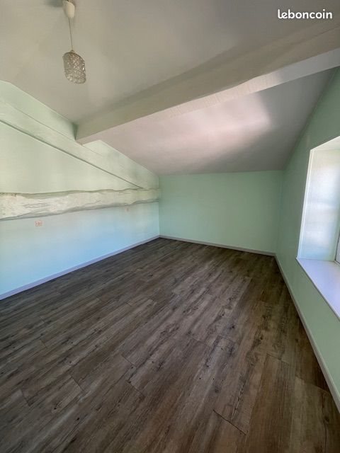Maison à louer, 909m², Condrieu