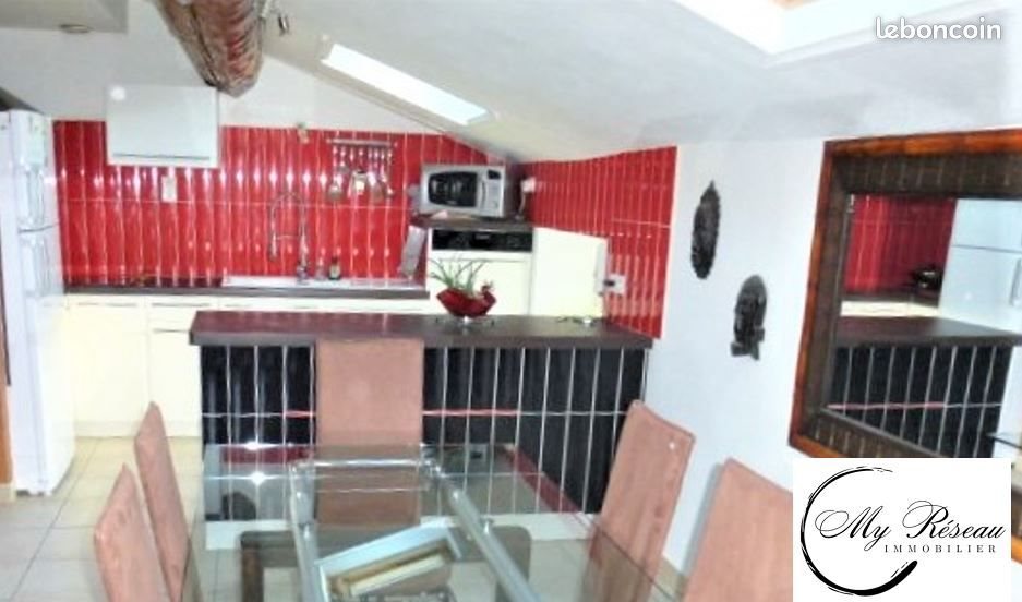 Appartement à louer, 80m², Homps