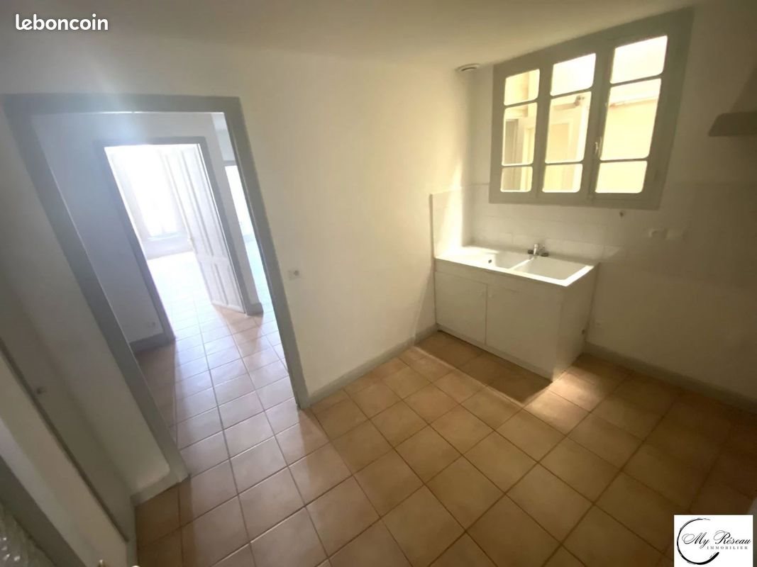 Appartement à louer, 90m², Lézignan-Corbières